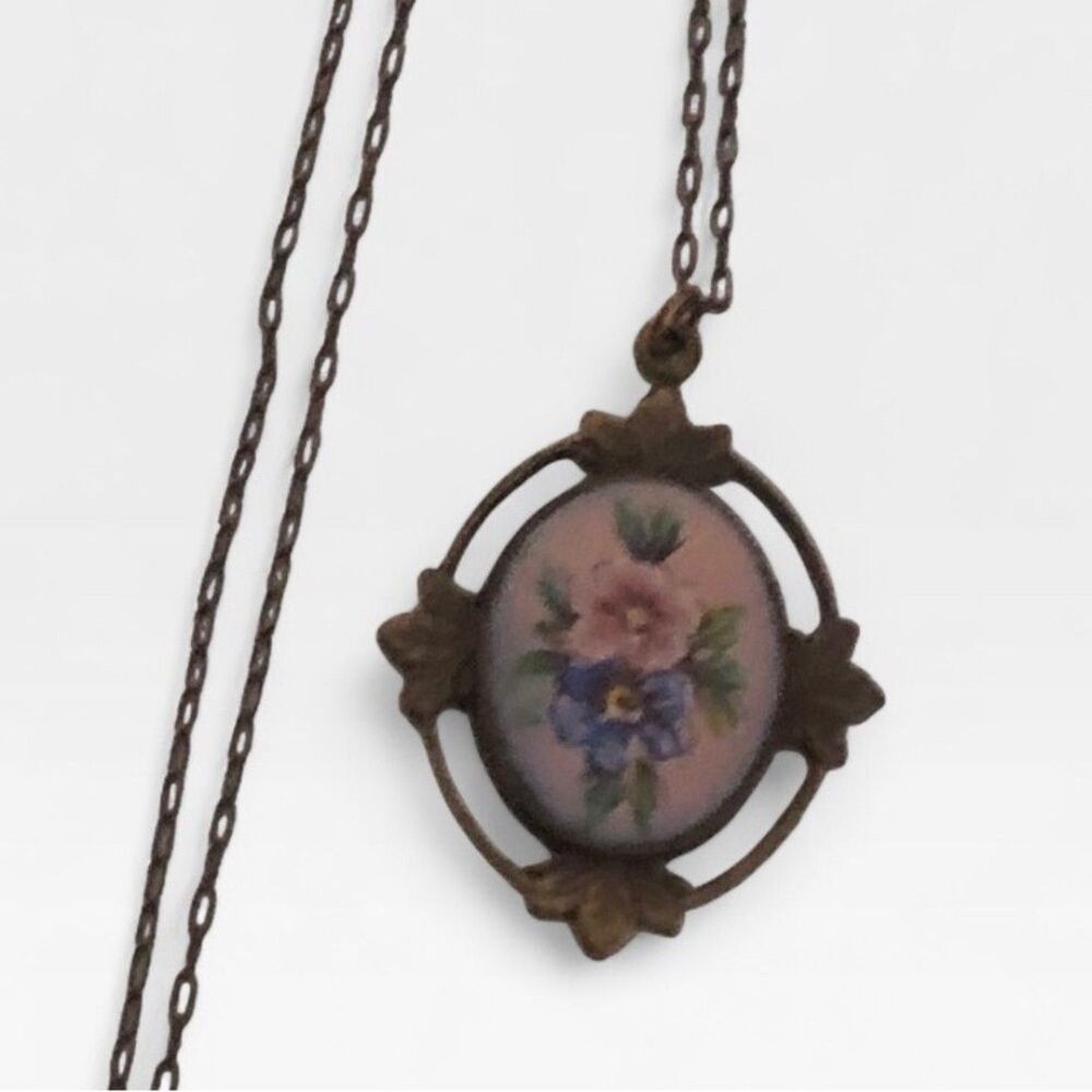 Antique Brass Floral Pendant Necklace